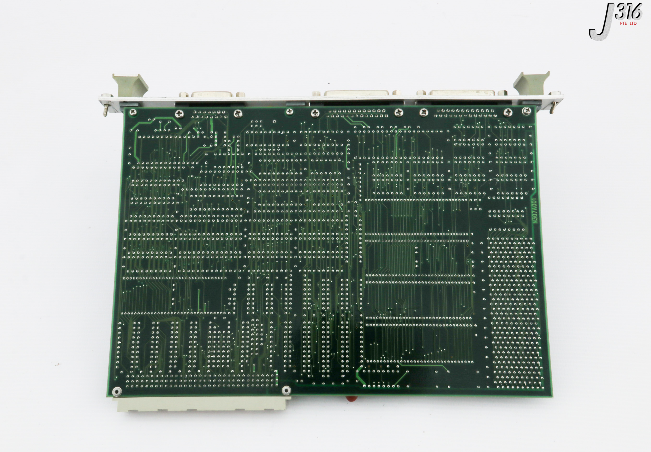 29904-05.jpg
